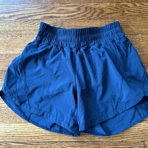 Lululemon Track That Mid-Rise Lined Short 5"